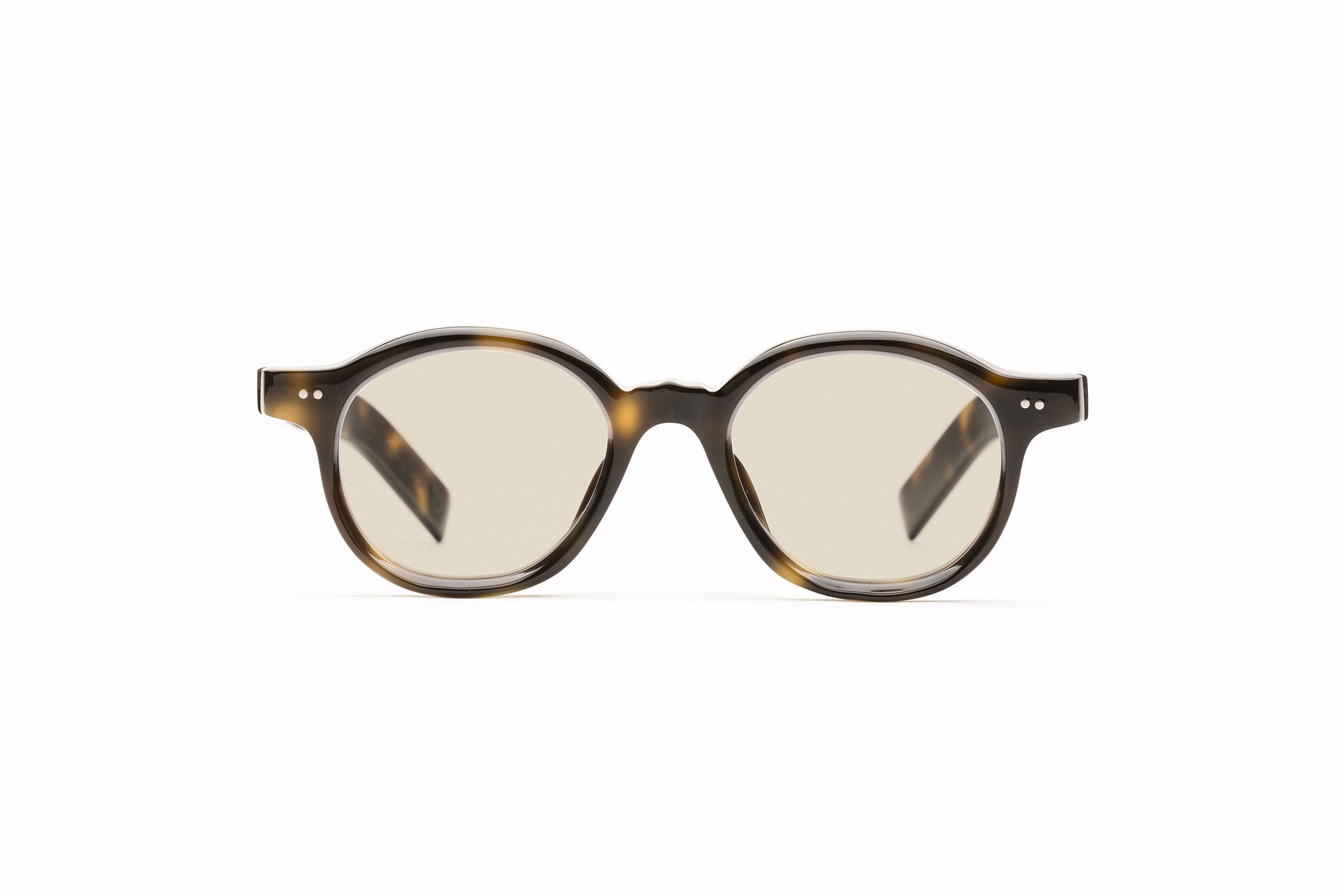 gp_10_ej_UMBRA_brown_20_2048x.