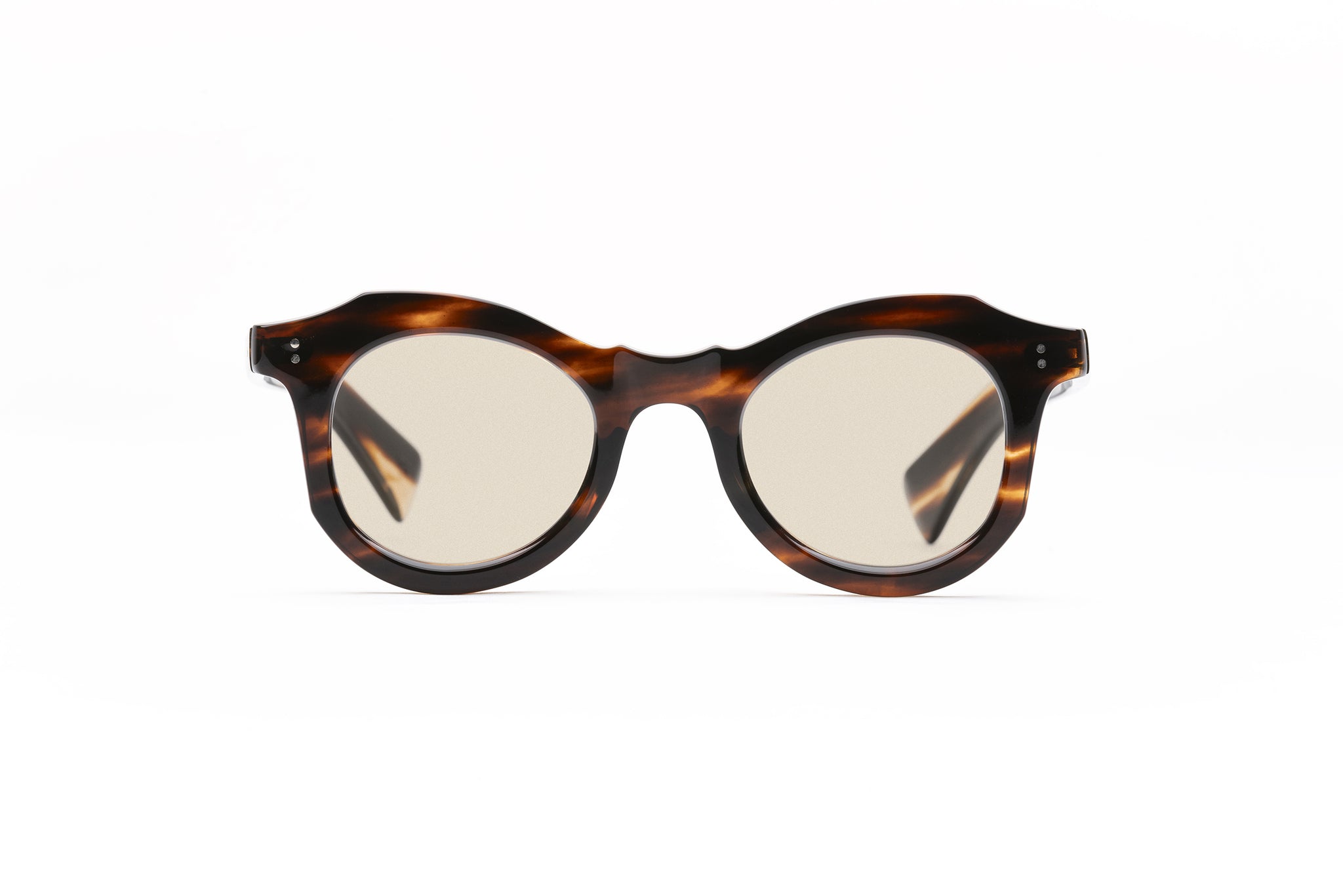 gp_14_h_UMBRA_brown_20_2048x.