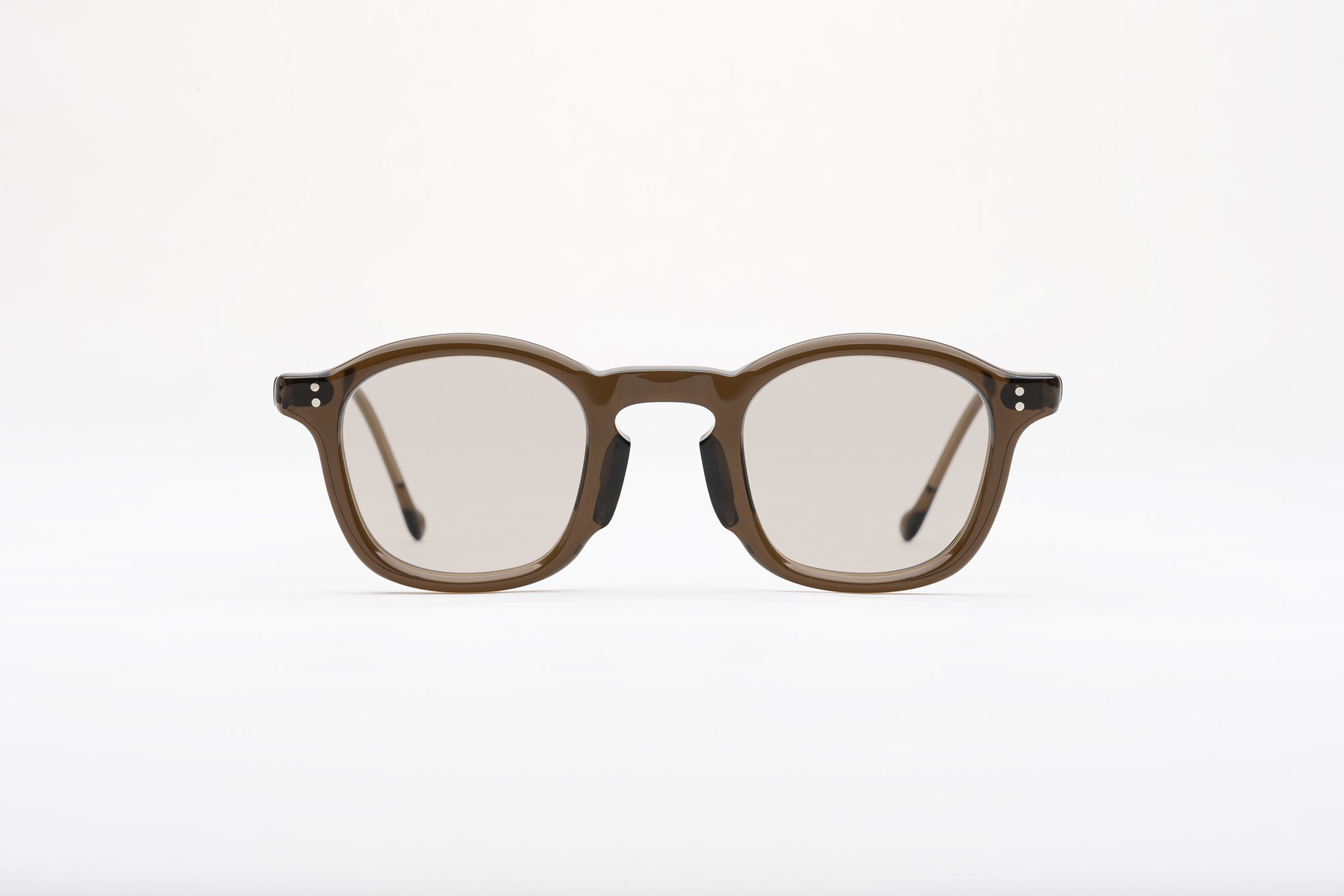 gp_16_w_brown_2048x.jpg?v=