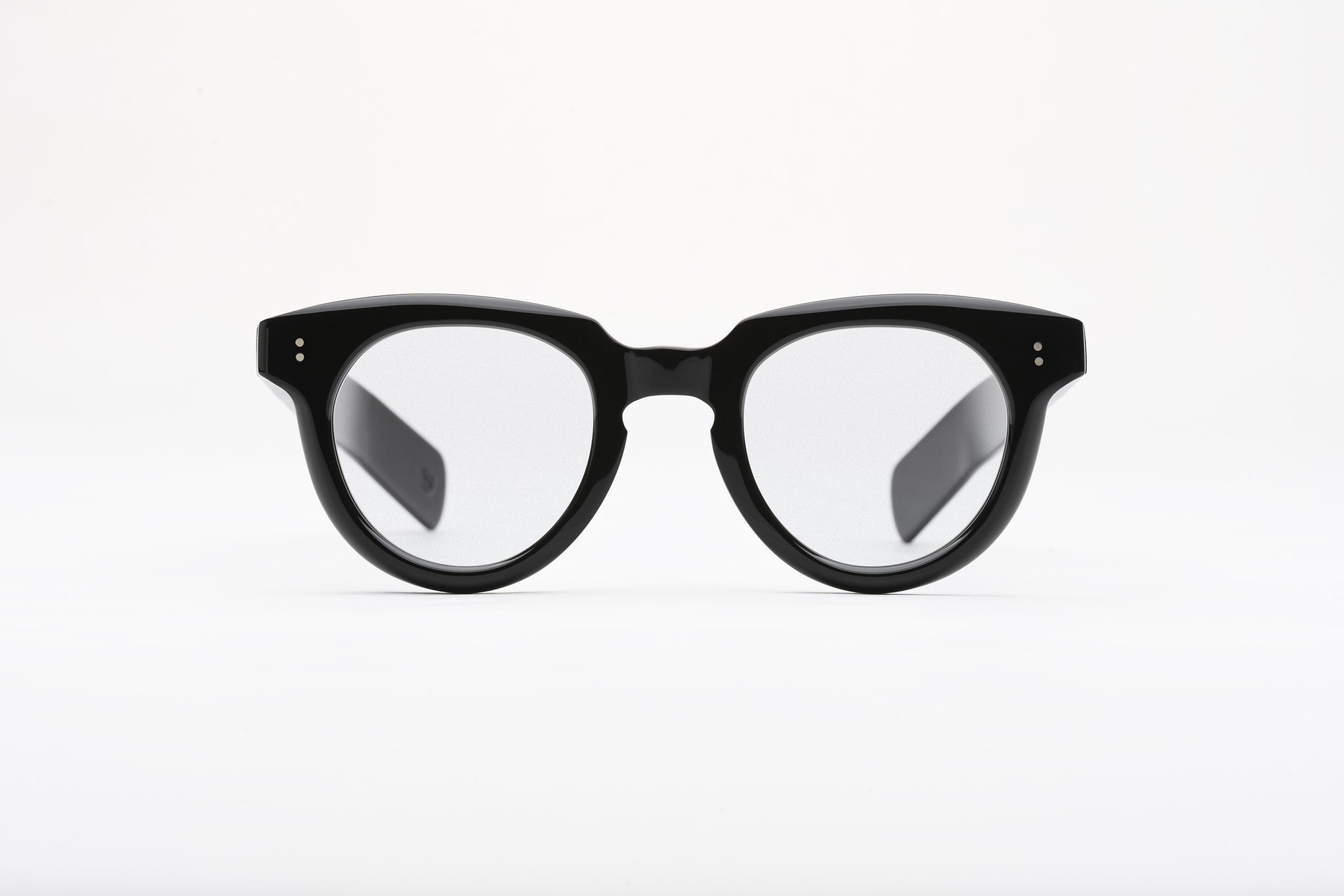 gp_24_n_UMBRA_clear_2048x.jpg?