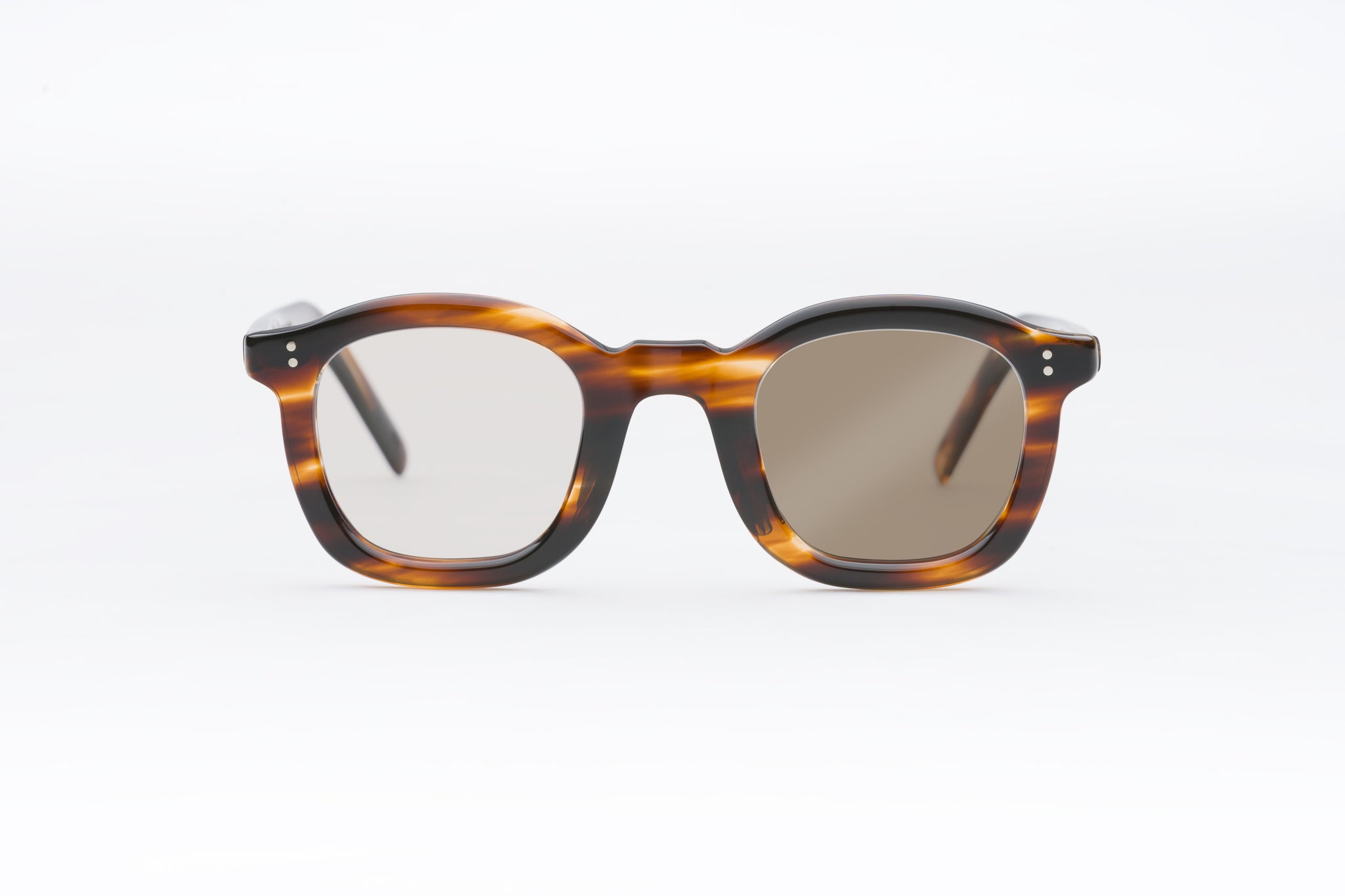 gp_26_h_dimming_brown_2048x.