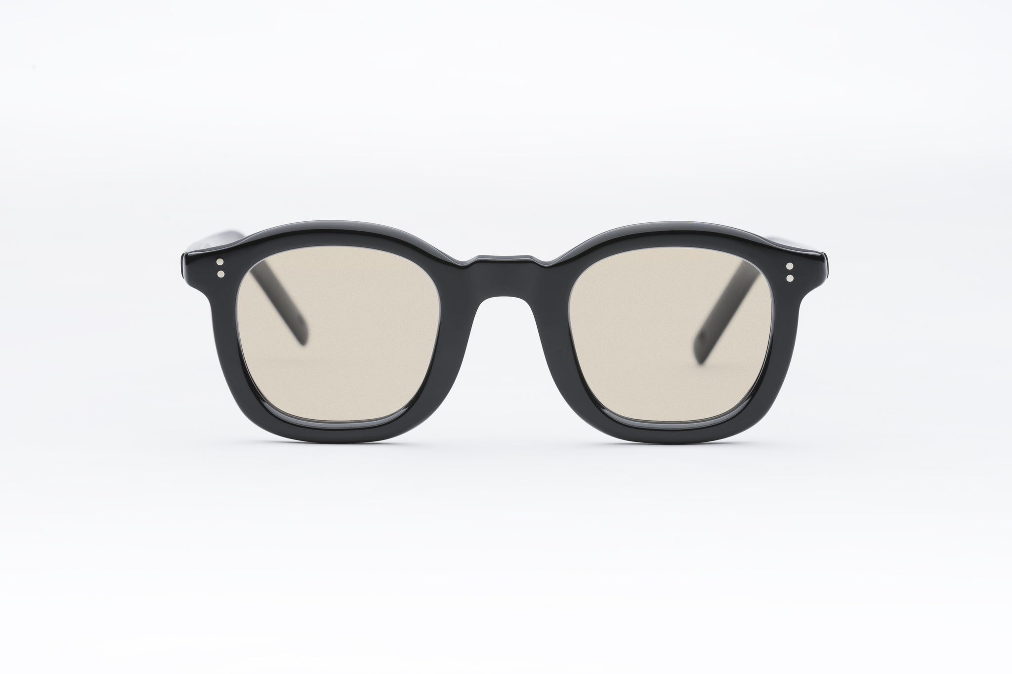 gp_26_n_UMBRA_brown_20_2048x.