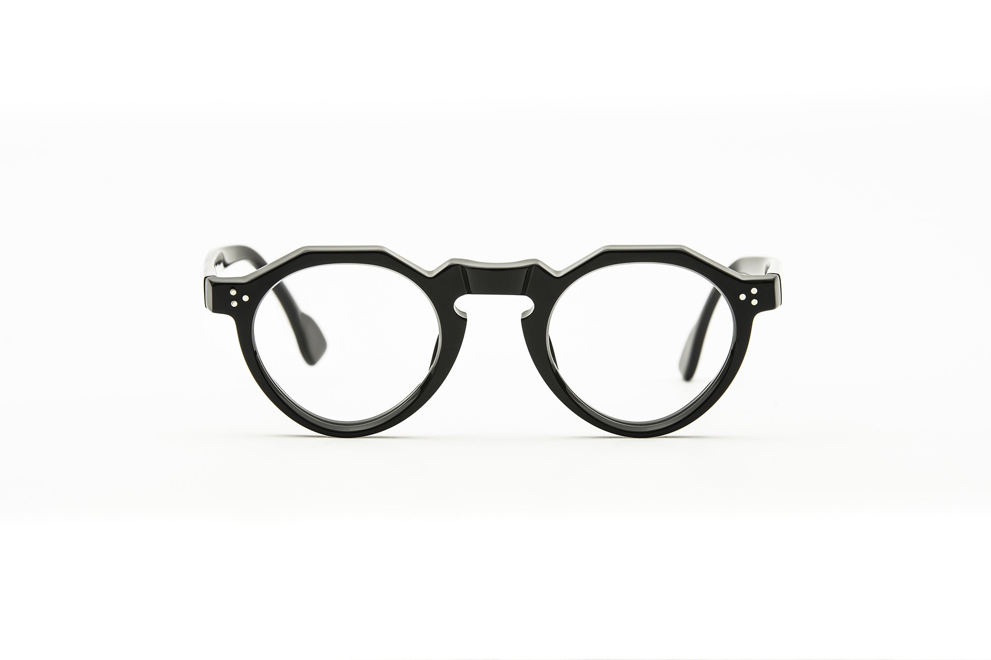 gp_15_n_clear_2048x.jpg?v=