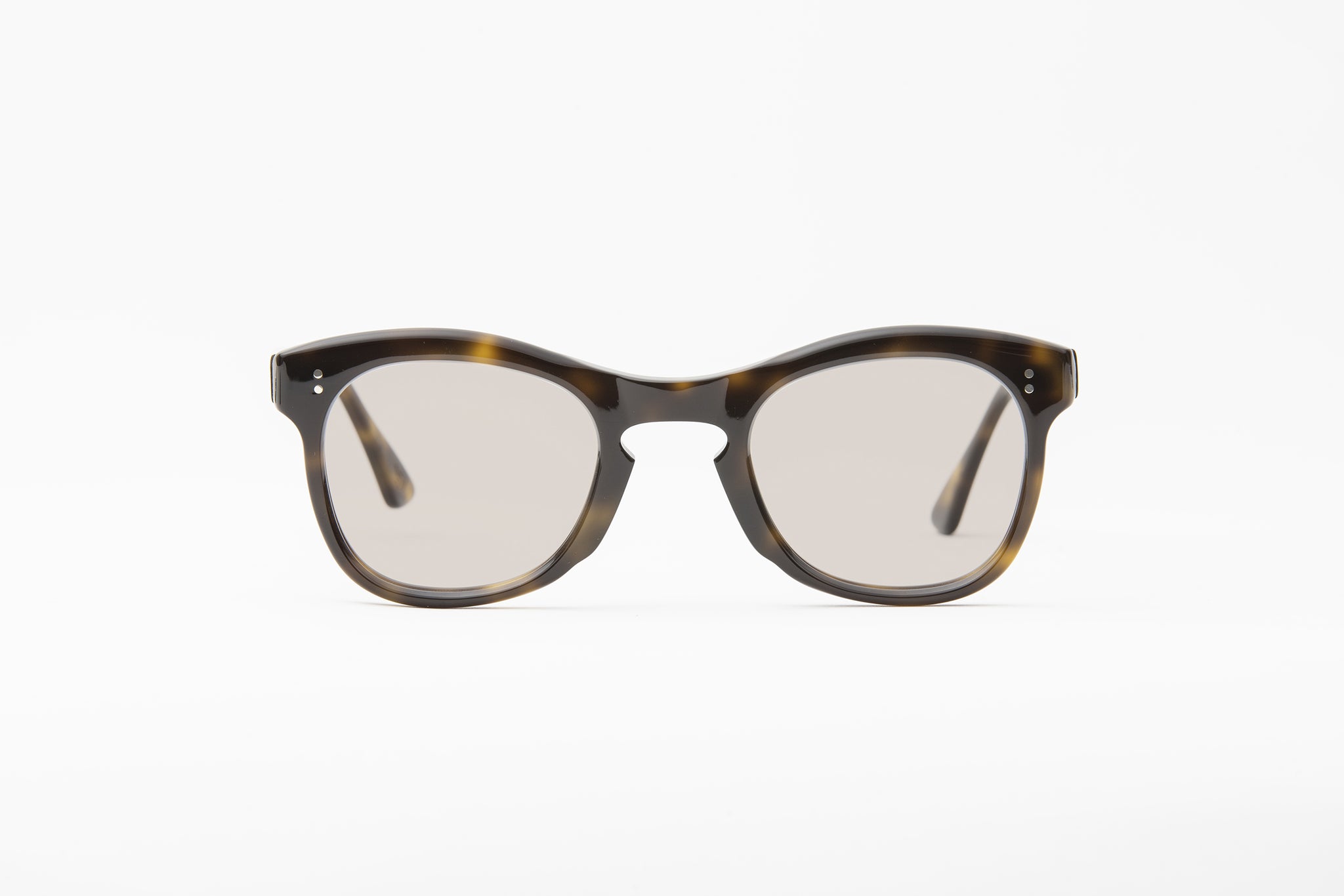 gp_19_ej_brown_2048x.jpg?v=